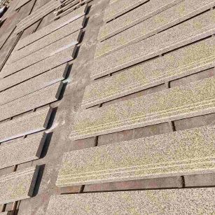 嘉峪关 黄金麻花岗岩光面楼梯踏步