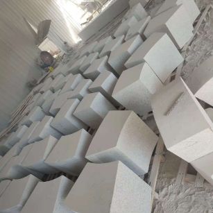 嘉峪关 白麻花岗岩异形坐凳