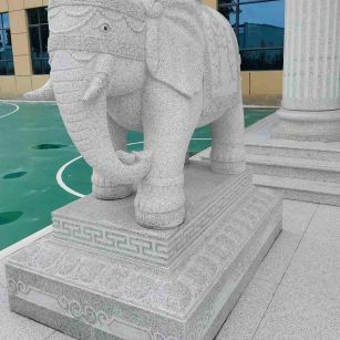 嘉峪关 白麻花岗岩动物异形石雕-大象