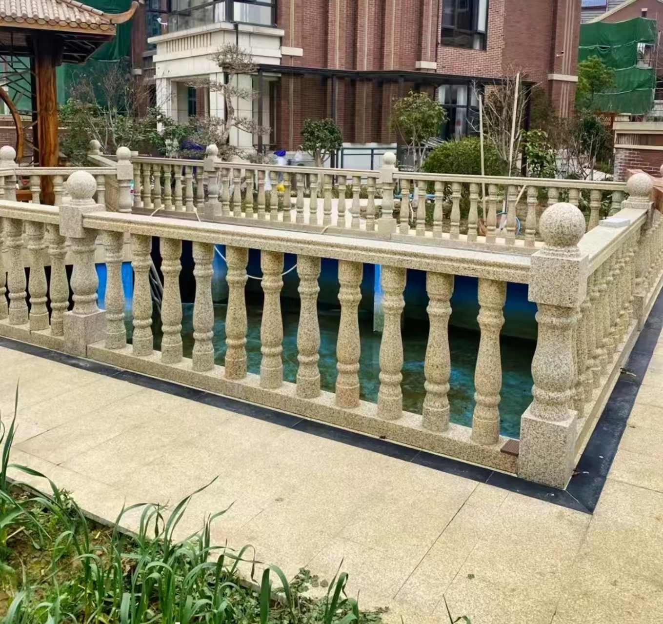 嘉峪关黄金麻花岗岩石材栏杆，扶手，将军柱，花瓶柱