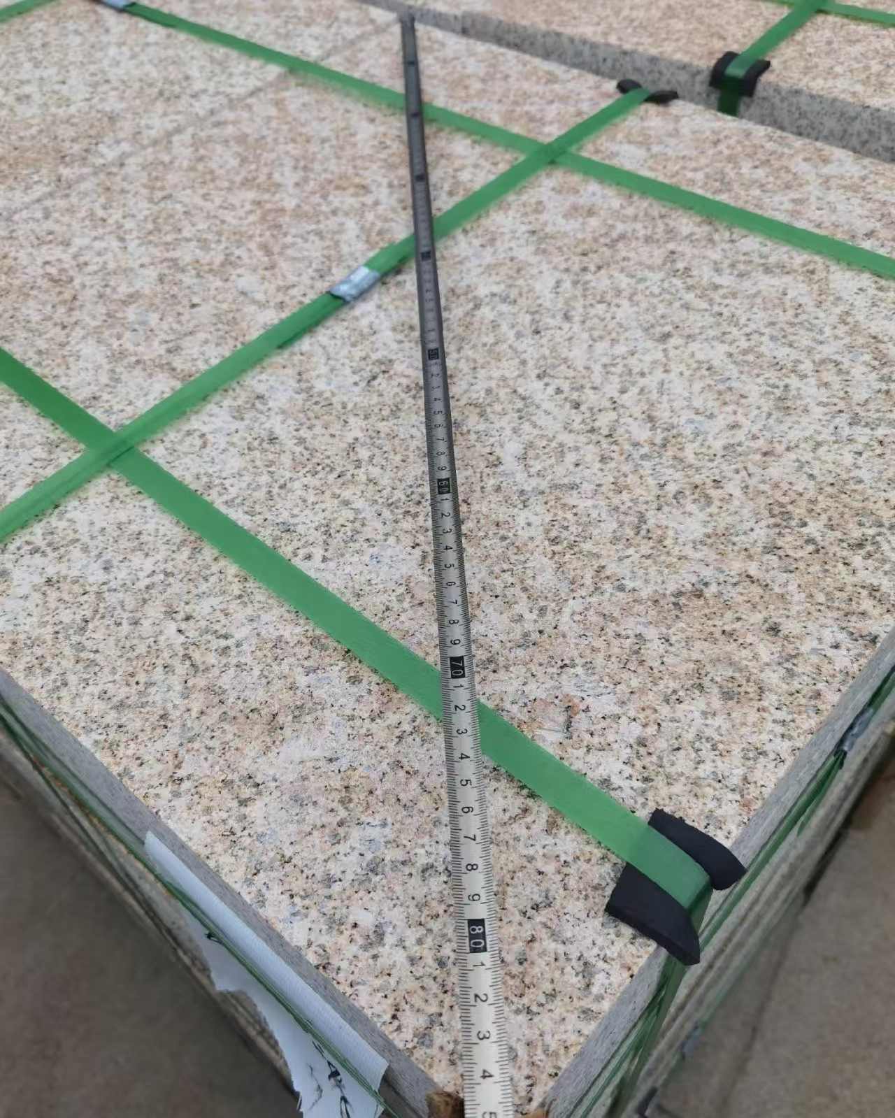 嘉峪关 黄金麻火烧面地铺石