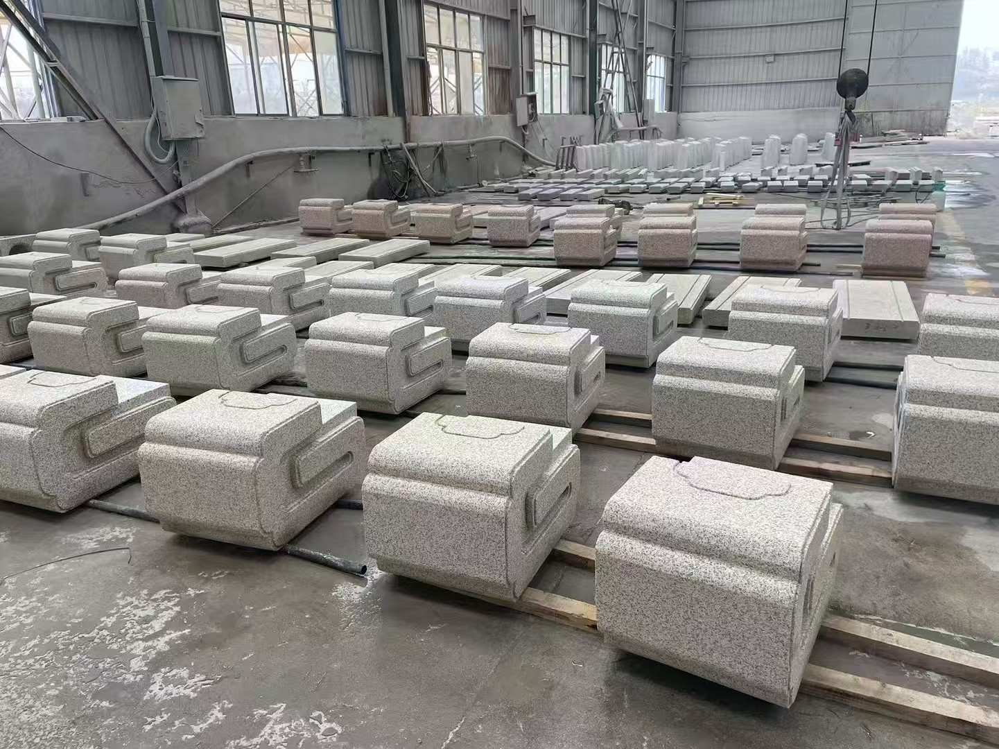 嘉峪关 白麻花岗岩异形加工-石凳，坐凳