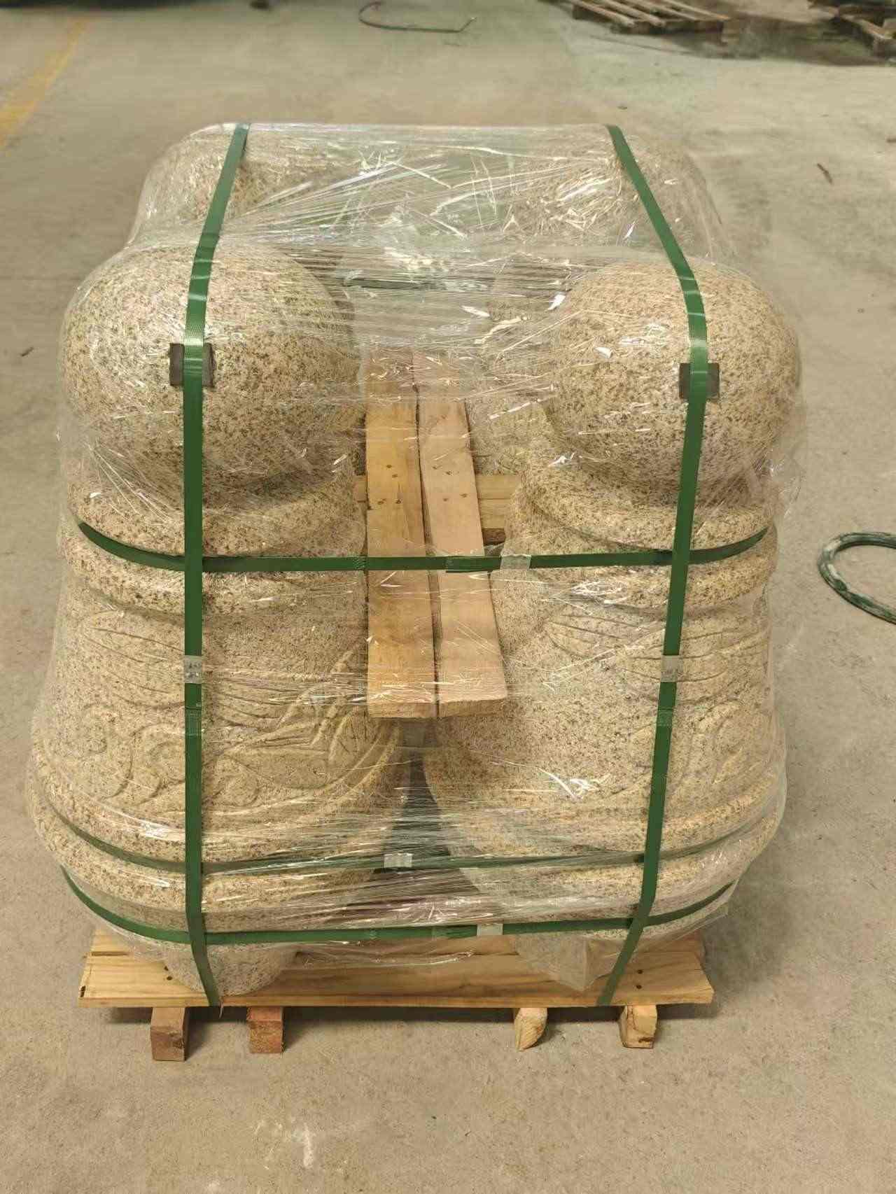 嘉峪关 黄金麻异形定制雕花——棒棒糖挡车柱