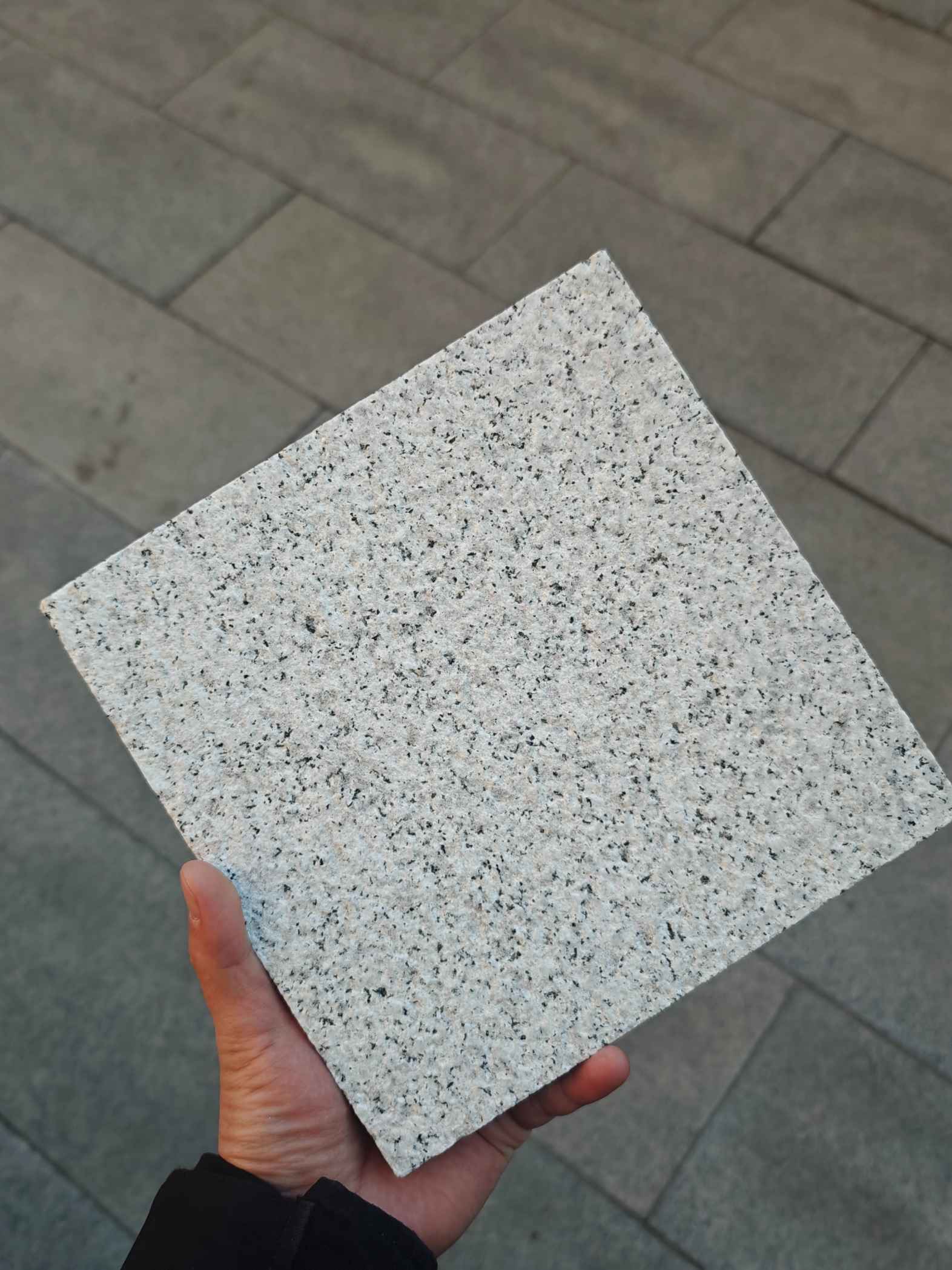 嘉峪关 白麻荔枝面花岗岩石材