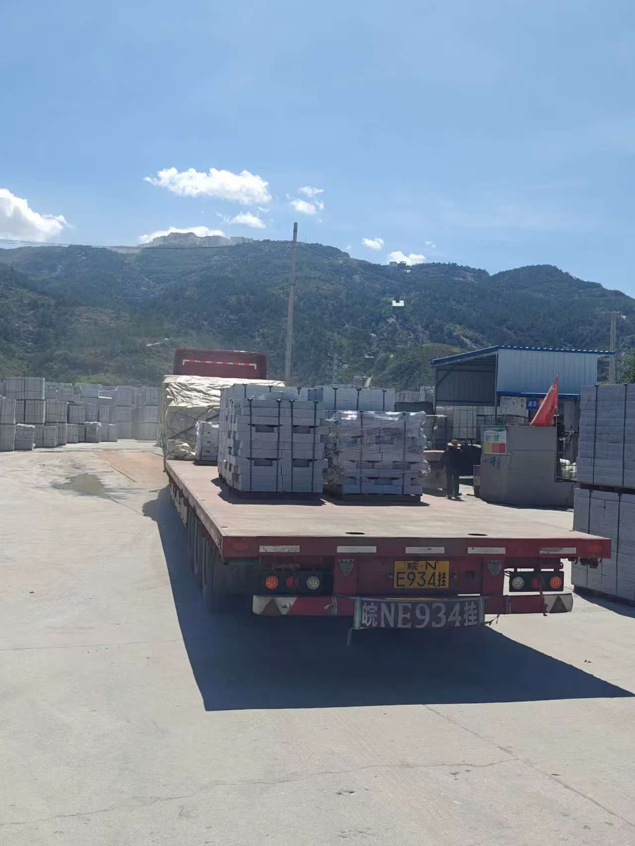 嘉峪关 芝麻白仿形路沿石，直形路沿石