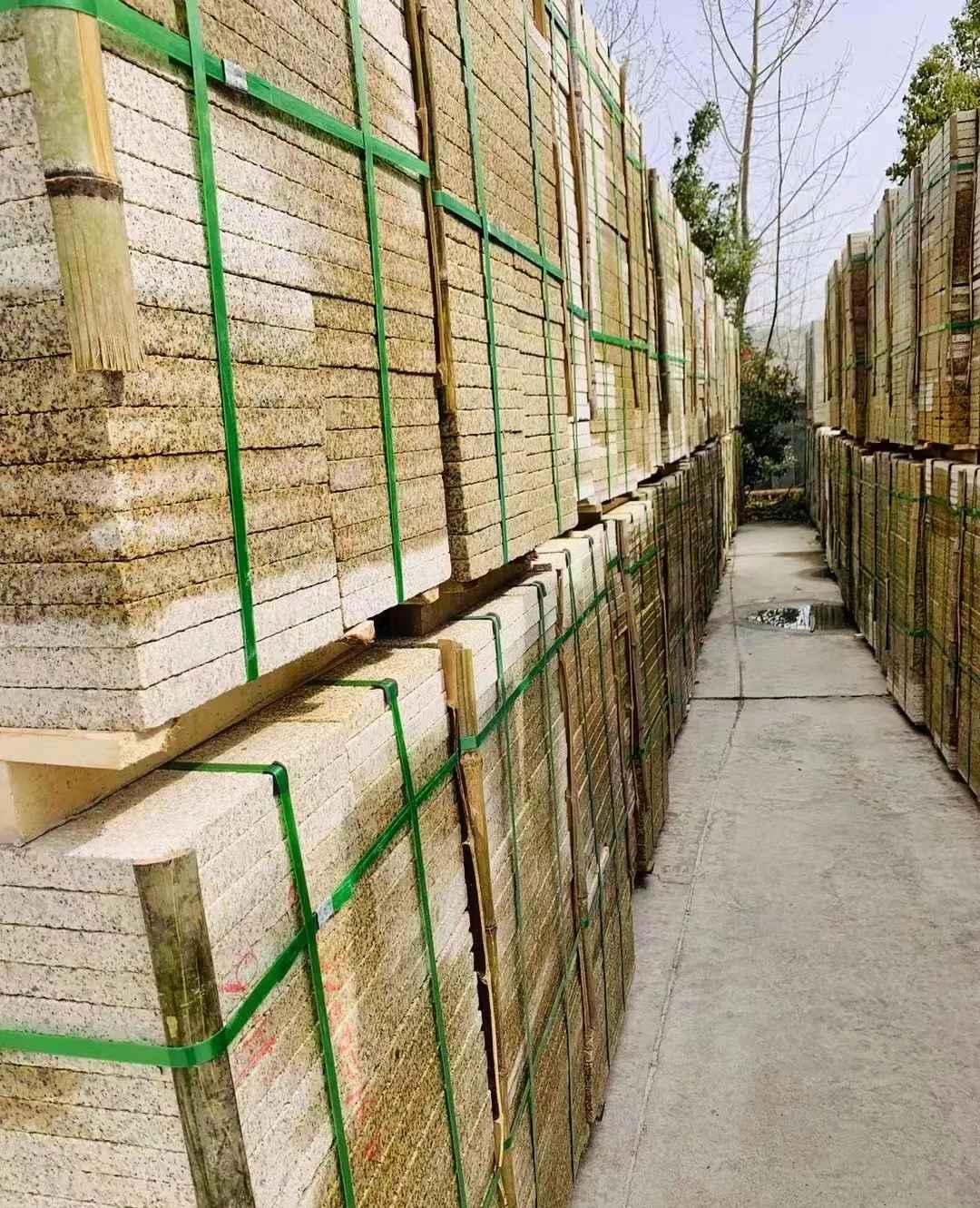 嘉峪关 黄金麻花岗岩荔枝面地铺石